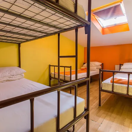 Let's Rock Party Hostel! Age Limit From 18 Until 40! Hostal *