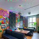 Auberge de jeunesse Let's Rock Party Hostel! Age Limit From 18 Until 40!