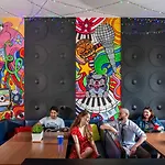 Auberge de jeunesse Let's Rock Party Hostel! Age Limit From 18 Until 40! Cracovie