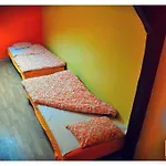 Let's Rock Party Hostel! Age Limit From 18 Until 40! Cracovie