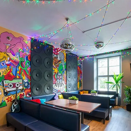 Vandrarhem Let's Rock Party Hostel! Age Limit From 18 Until 40!