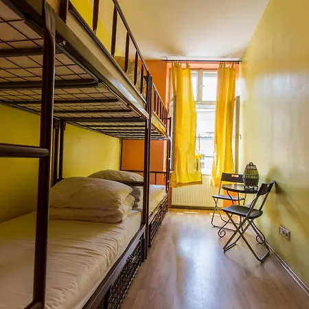 Let's Rock Party Hostel! Age Limit From 18 Until 40! Hostel Krakow