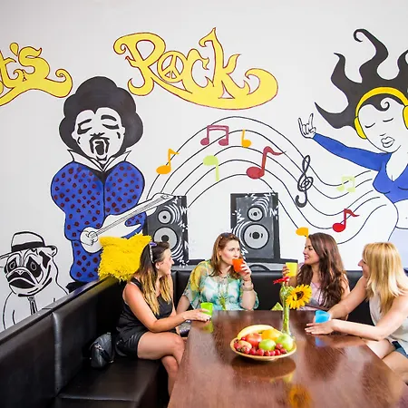 Hostel Let's Rock Party Hostel! Age Limit From 18 Until 40! Kraków