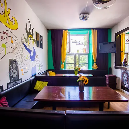 Let's Rock Party Hostel! Age Limit From 18 Until 40! Hostel Kraków