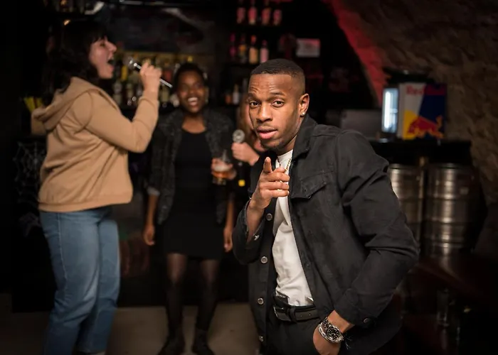 호스텔 Let's Rock Party Hostel! Age Limit From 18 Until 40!