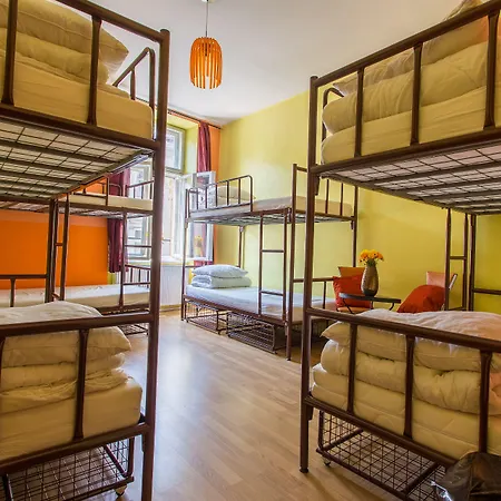 Let's Rock Party Hostel! Age Limit From 18 Until 40! Krakow